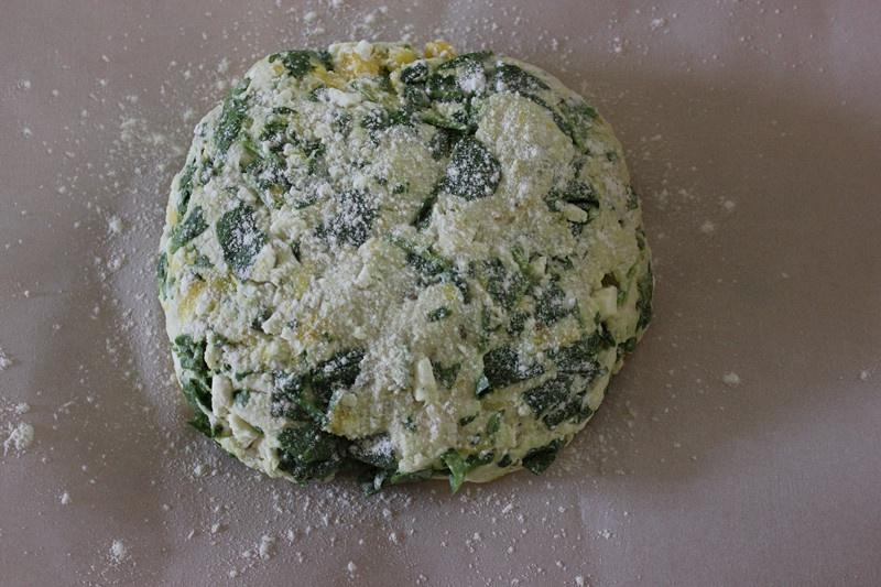 香軟的菠菜南瓜乳酪丹波面包（Damper）的做法 步骤5