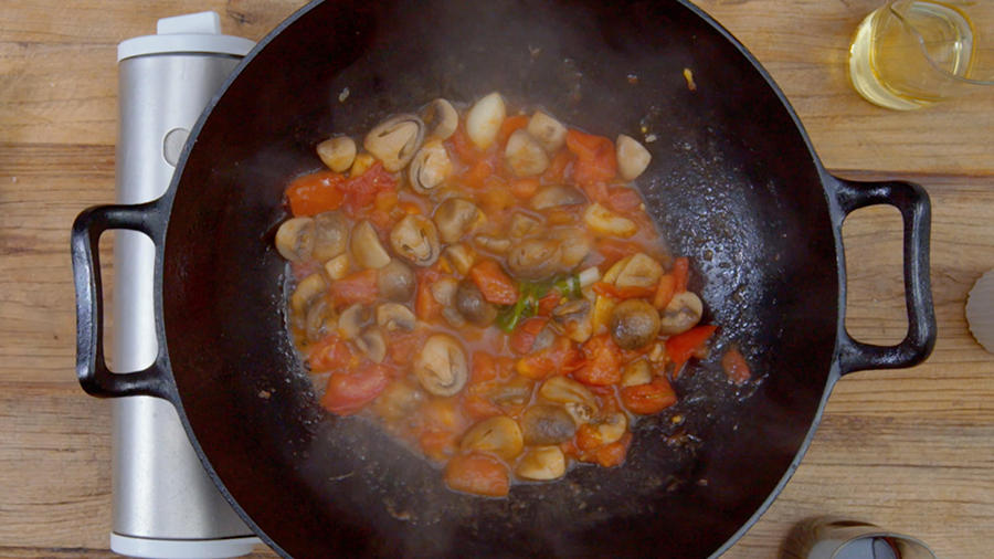 番茄雜菇燉鯧魚｜美食臺的做法 步骤4
