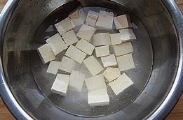 菱角燒豆腐的做法 步骤5