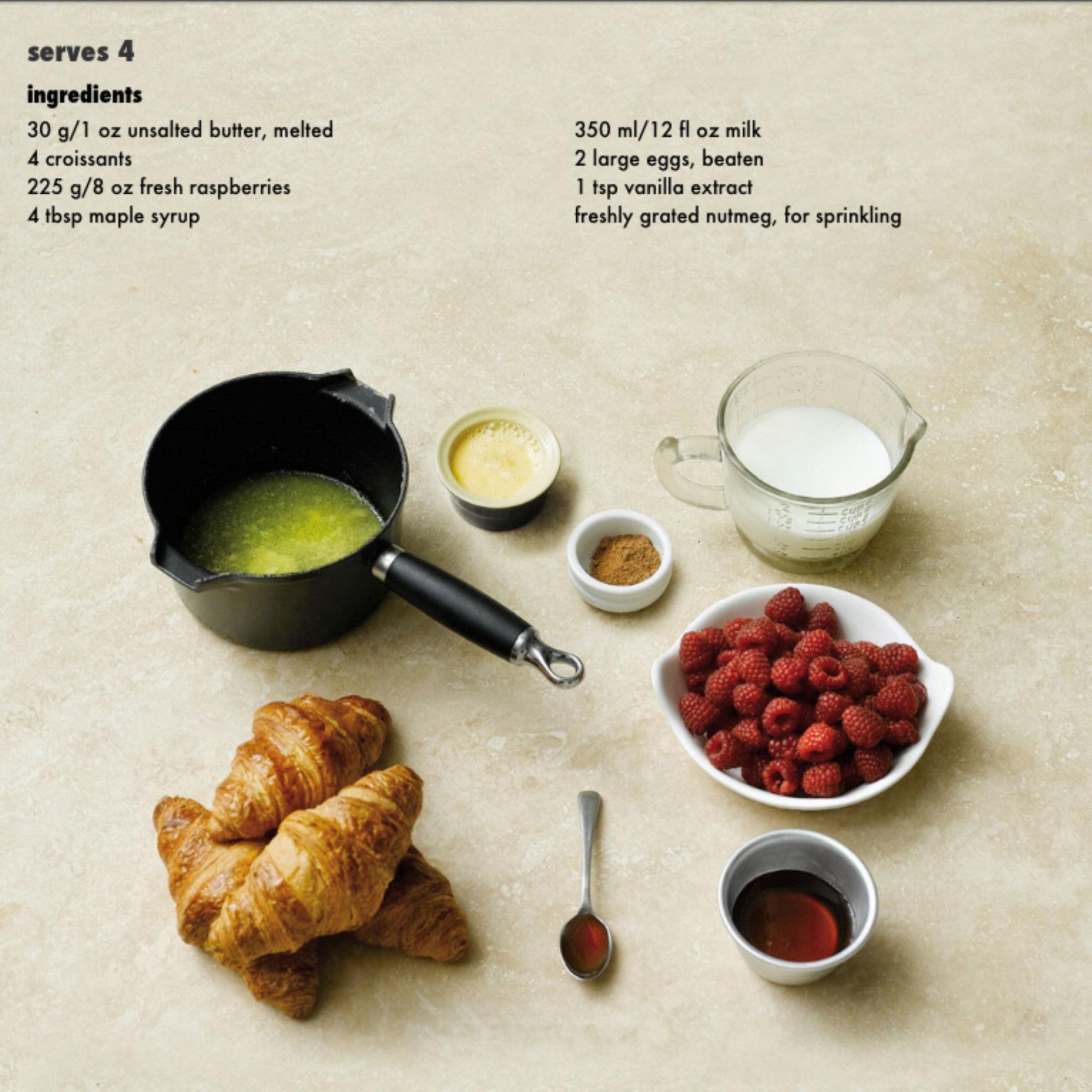 覆盆子羊角麪包布丁 Raspberry croissant puddings的做法 步骤1