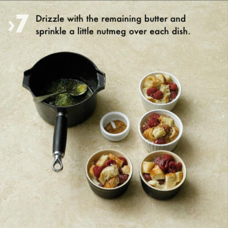 覆盆子羊角麪包布丁 Raspberry croissant puddings的做法 步骤8