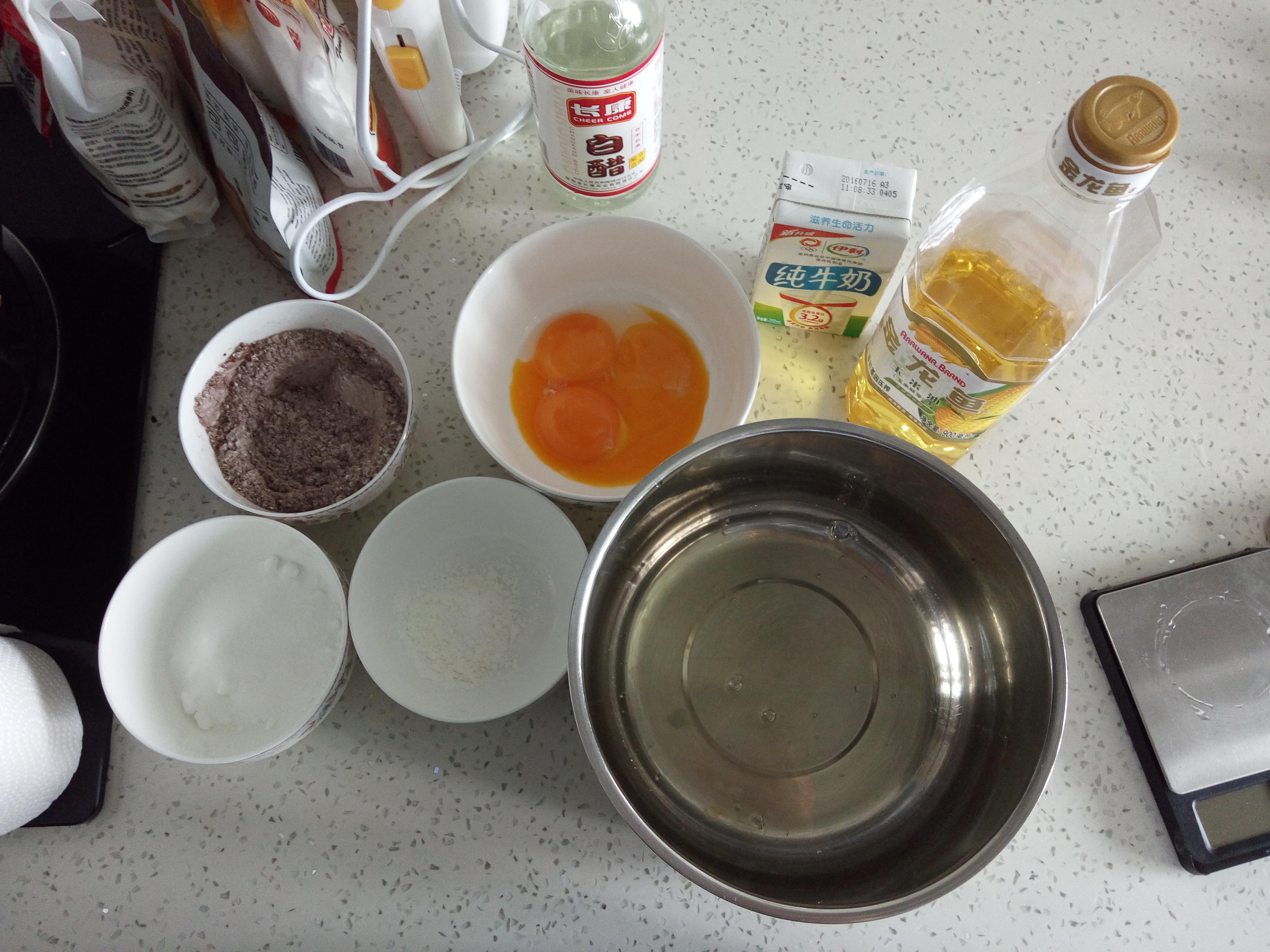 詳細圖解版電飯煲蛋糕（原味、可可味）的做法 步骤1