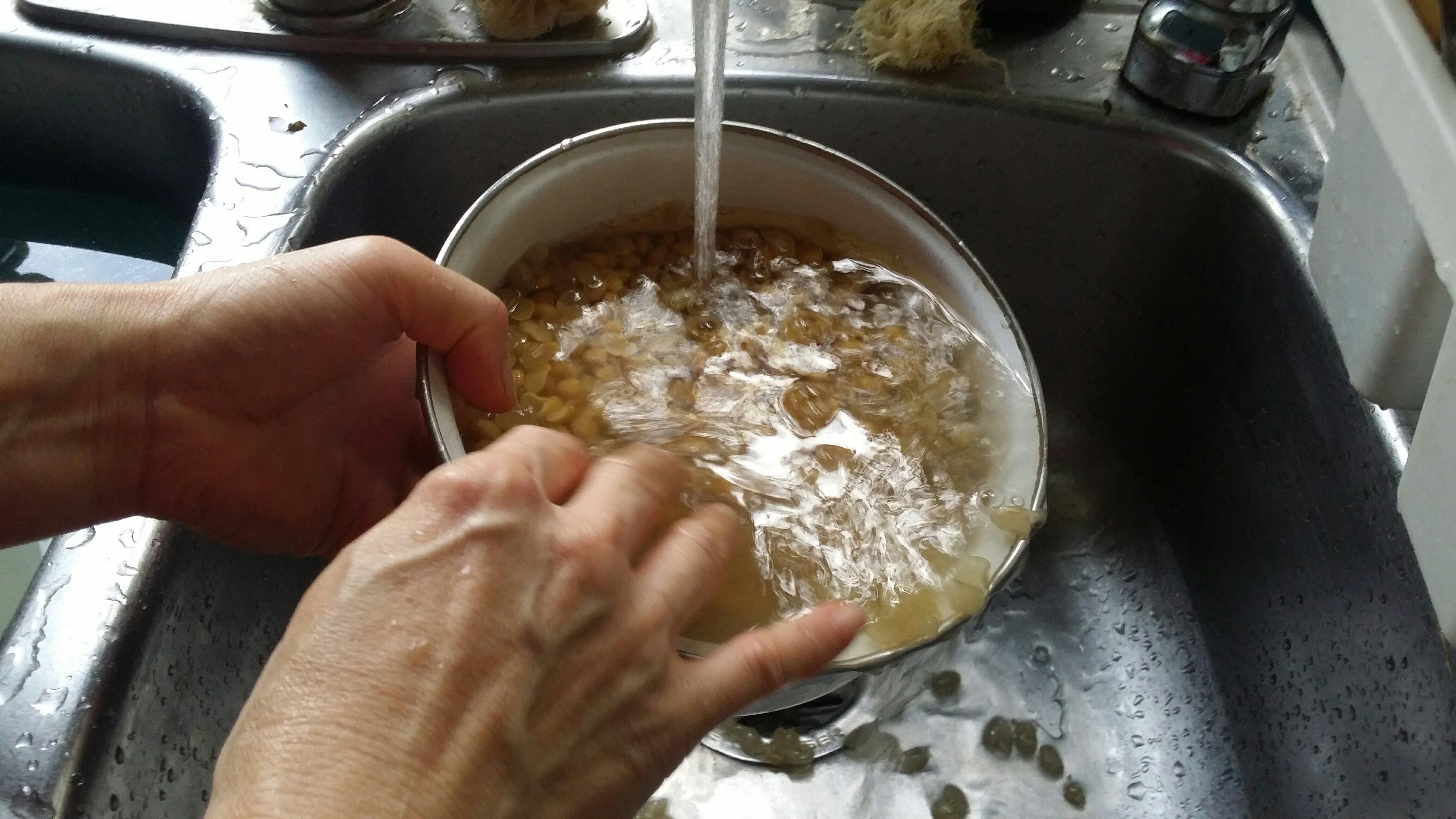 不糊鍋、不撲鍋的香濃豆漿與軟嫩豆腐花的做法 步骤2