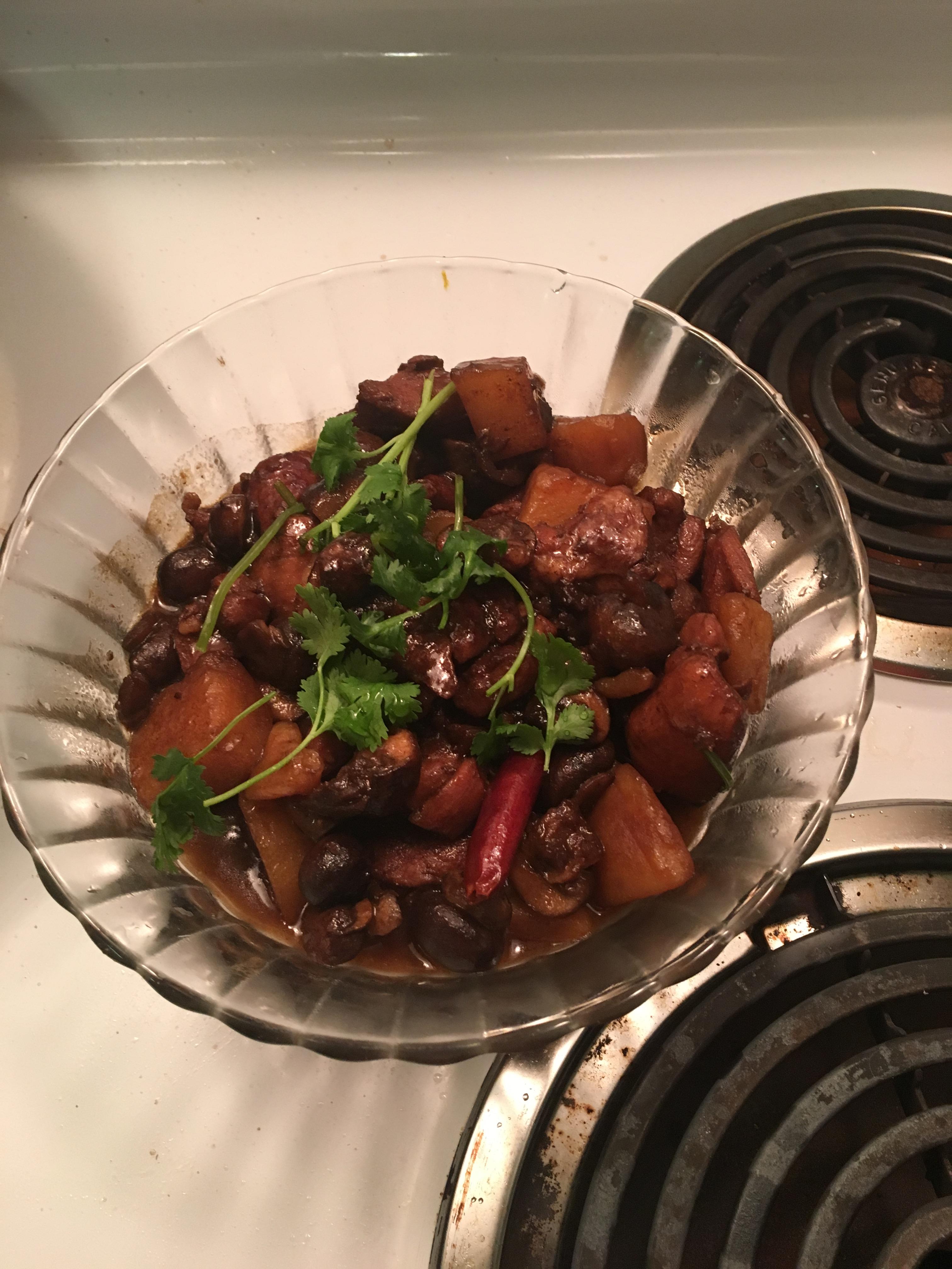 紅燒雞腿燉土豆蘑菇的做法 步骤5
