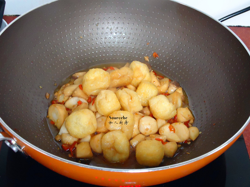 杏鮑菇燜豆腐的做法 步骤4