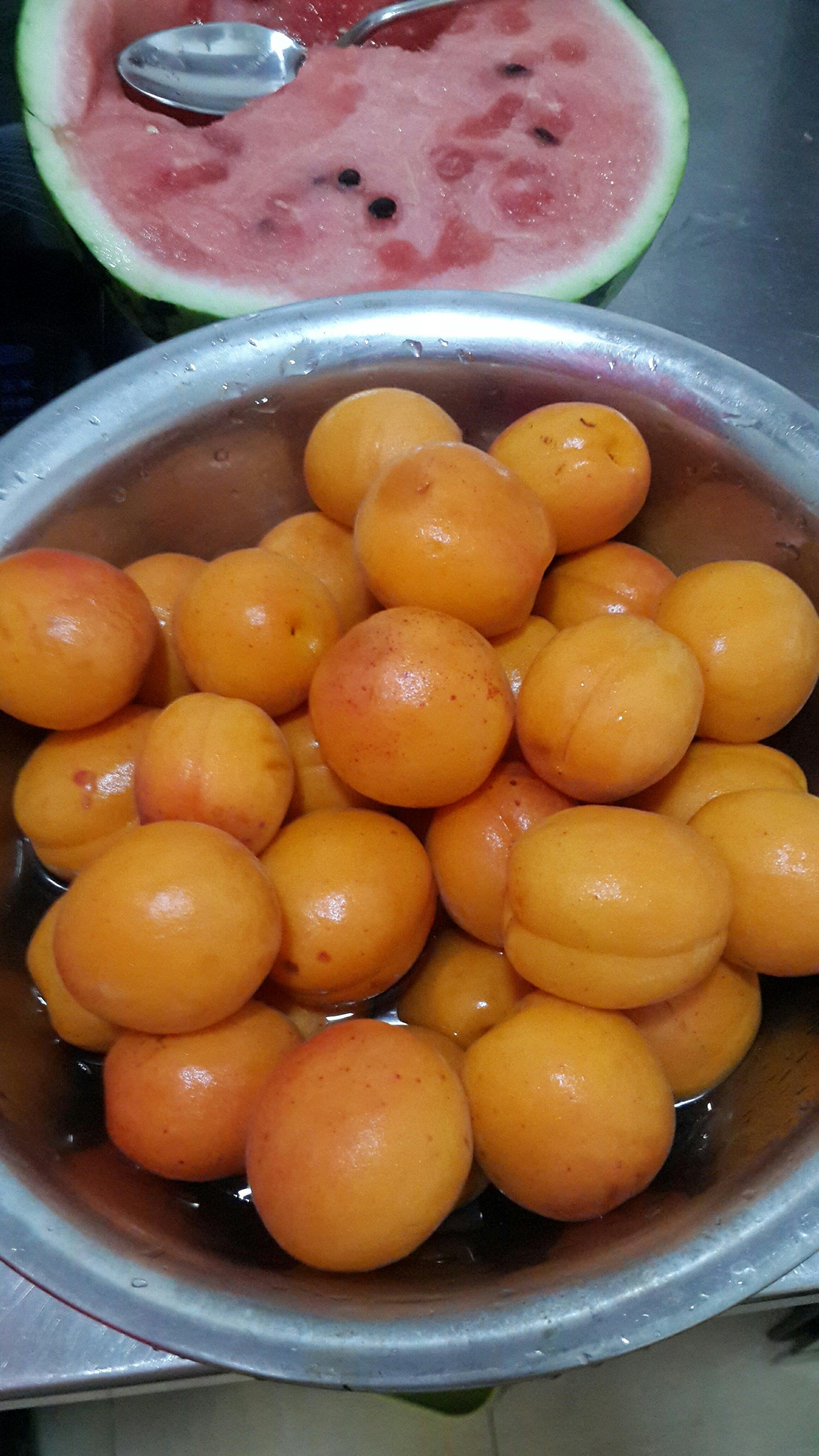杏子果醬的做法 步骤1