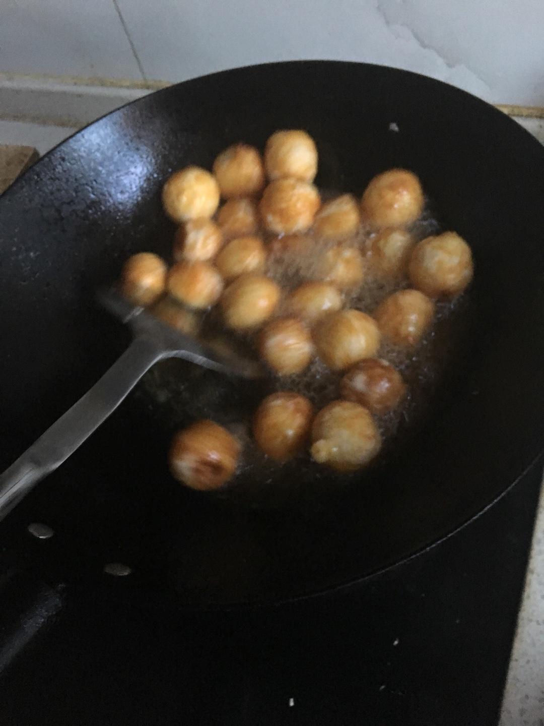 油炸牛奶土豆丸的做法 步骤5