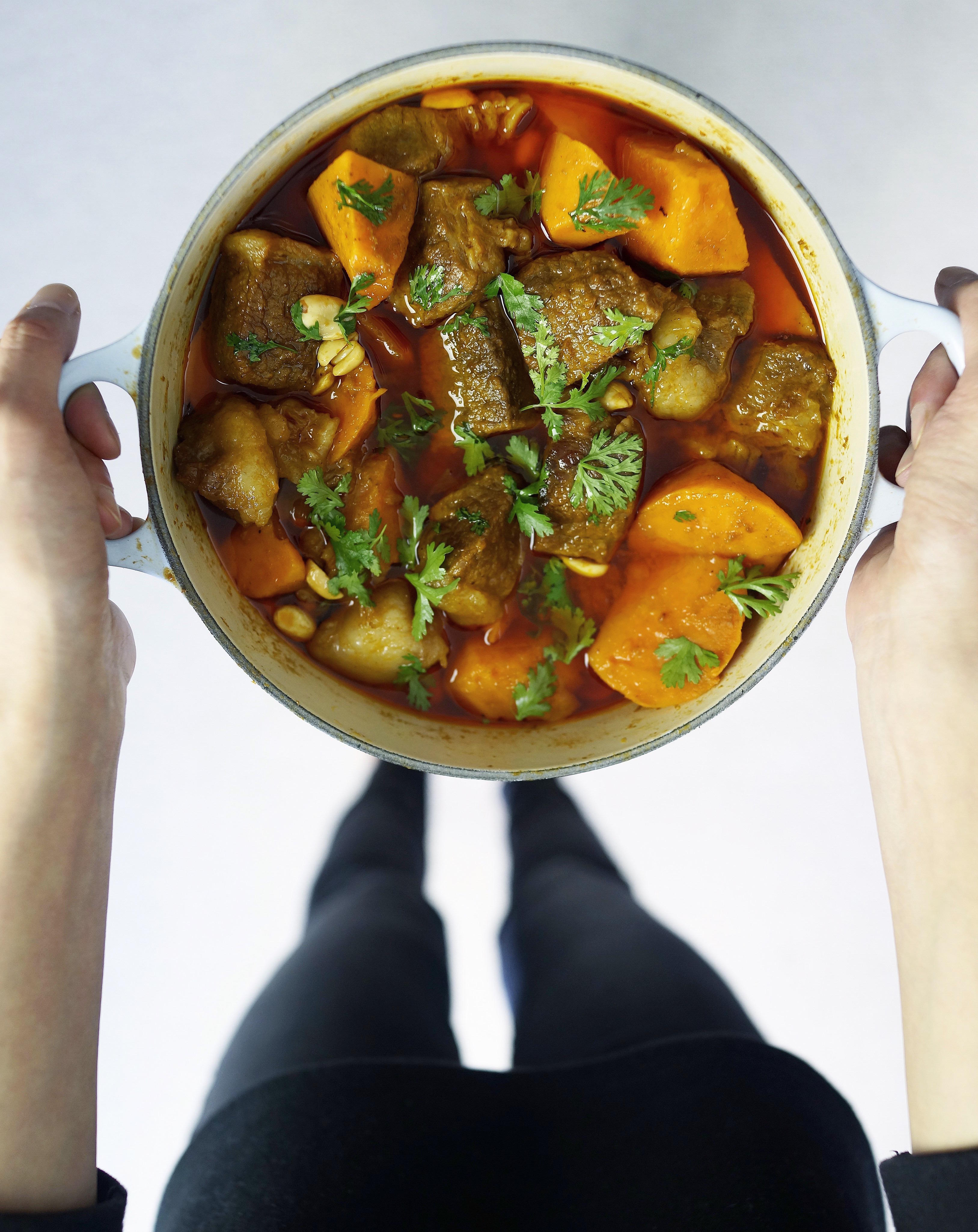 泰國瑪莎曼咖哩massaman curry，CNN評選全世界最好吃的食物的做法 步骤3