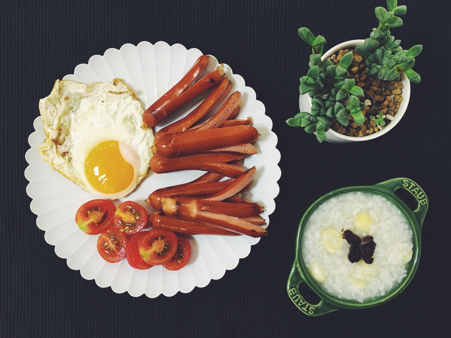 暴走早餐：章魚香腸煎蛋的做法 步骤3
