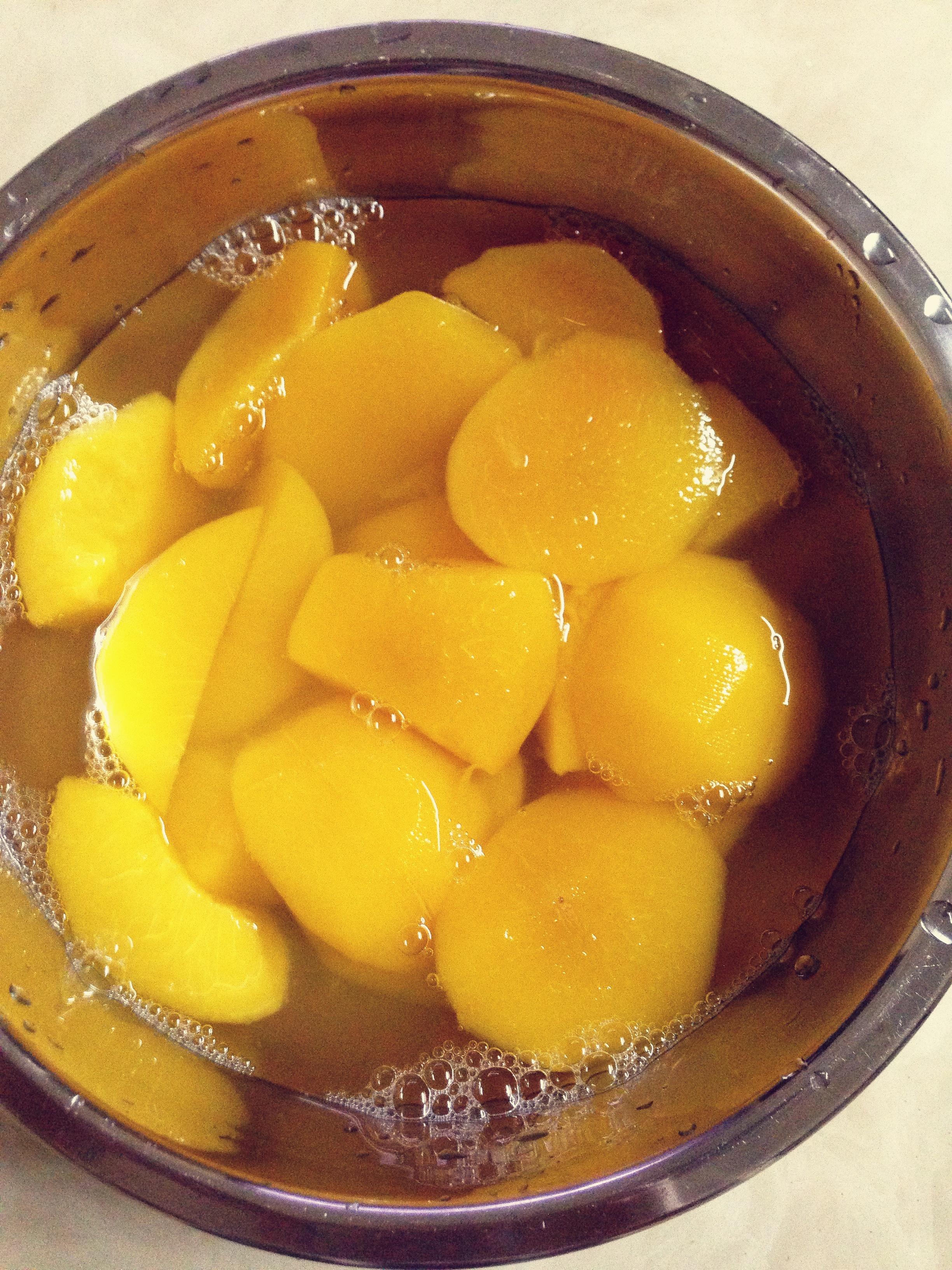 黃桃果凍的做法 步骤4