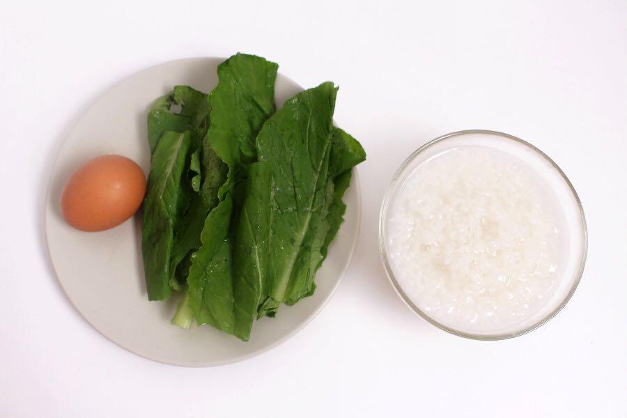 寶寶輔食：雙色蛋黃泥粥 多花兩分鐘，給寶寶做出超萌的雙色粥！的做法 步骤1