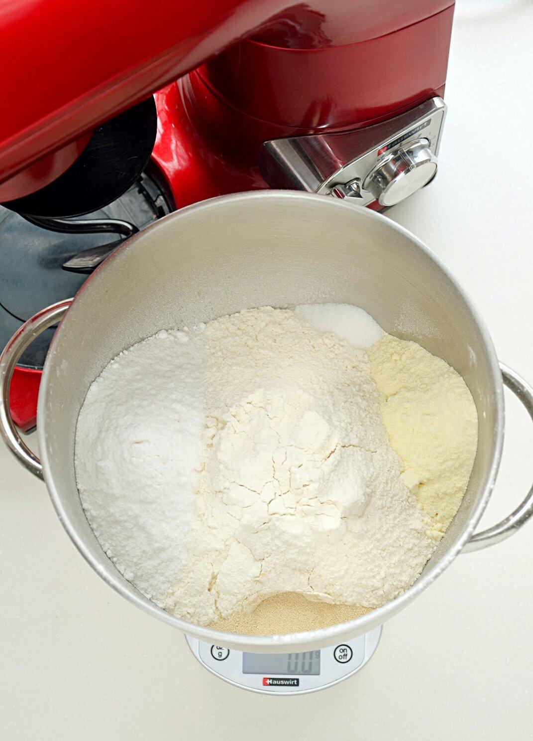 廚師機版吐司麪包的製作的做法 步骤2