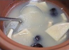 榴蓮殼瘦肉湯的做法 步骤4