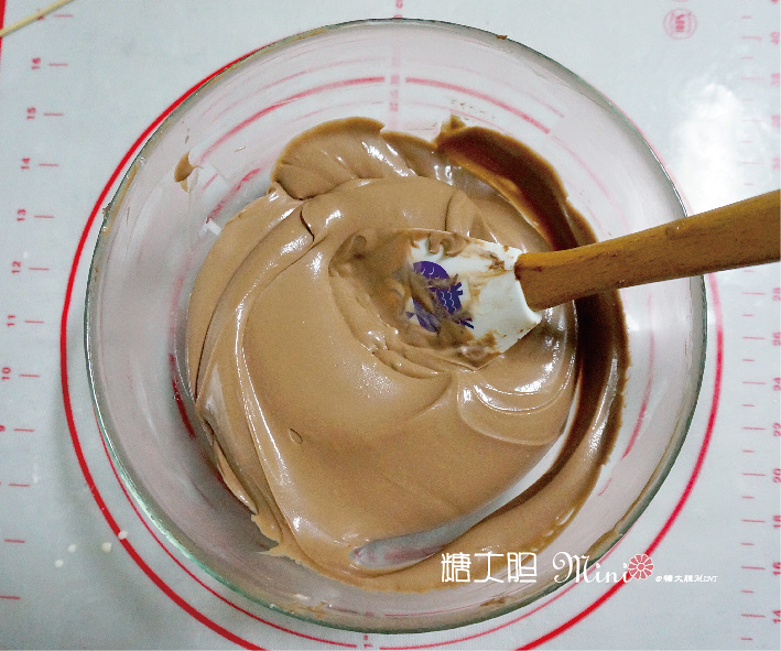 巧克力乳酪慕斯——超簡單、口感紮實的熱量炸彈的做法 步骤4