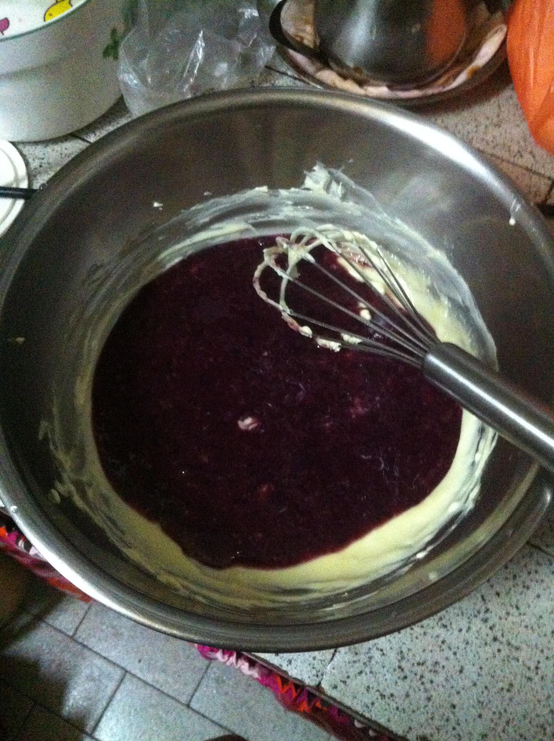 藍莓芝士慕斯蛋糕（8寸）的做法 步骤3