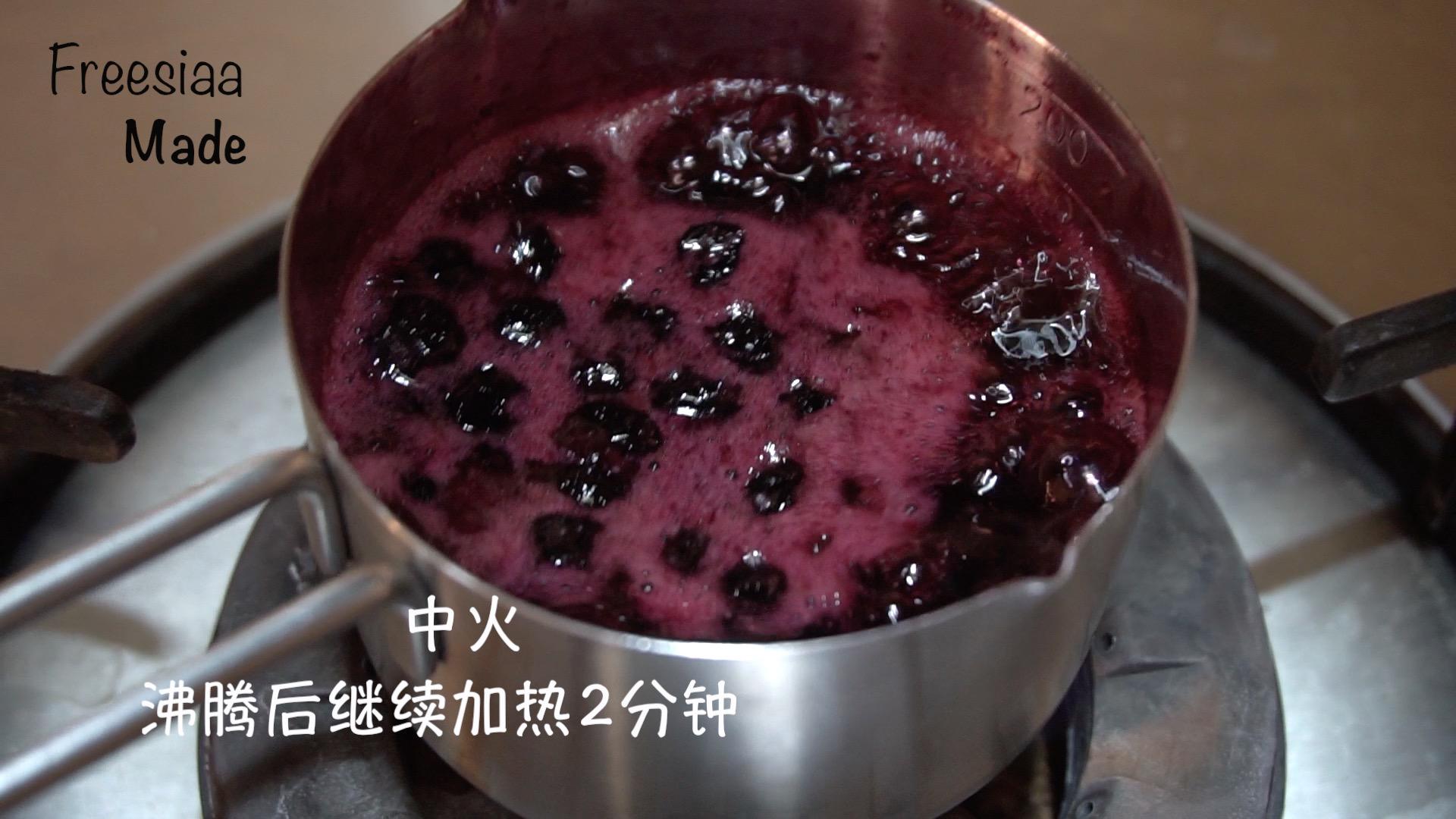 藍莓芝士慕斯蛋糕（視訊菜譜）的做法 步骤9