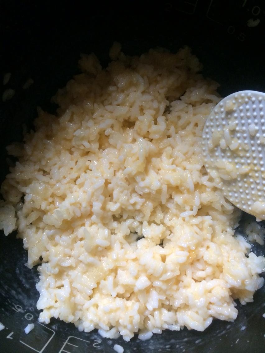 黃金蔥香蛋炒飯的做法 步骤1