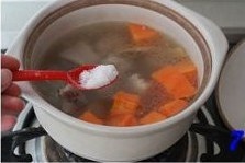 木瓜排骨湯的做法 步骤7
