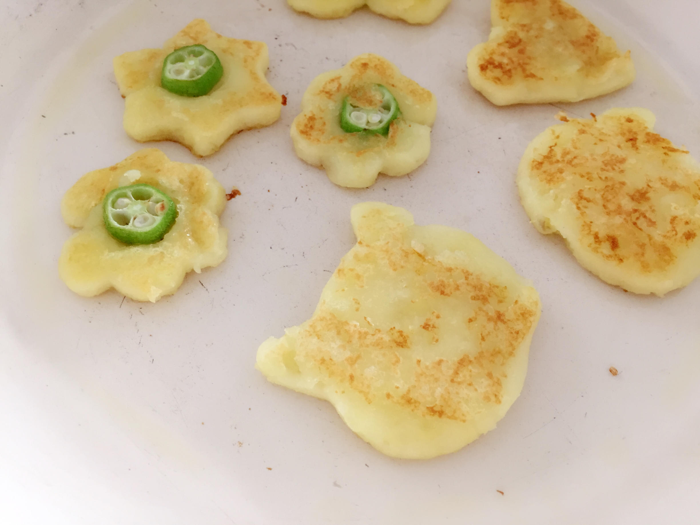 寶寶輔食：秋葵土豆餅的做法 步骤12