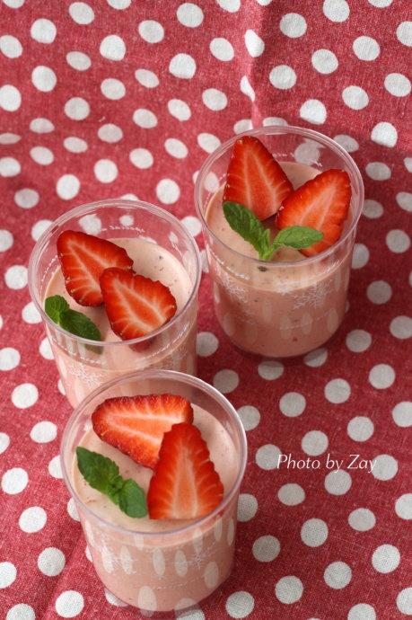 草莓凍芝士杯的做法 步骤12