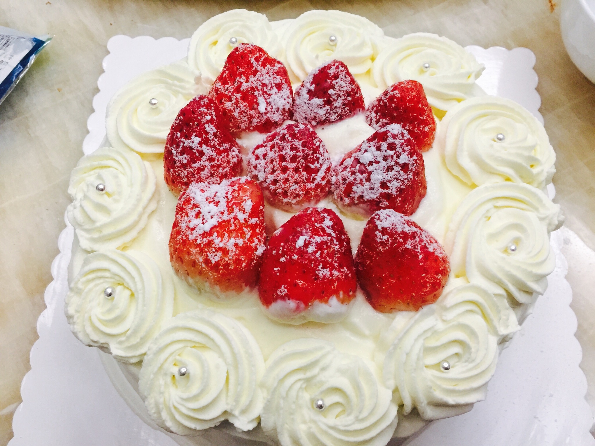 草莓淡奶油蛋糕的做法 步骤6