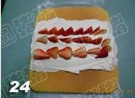 彩繪草莓蛋糕卷的做法 步骤24