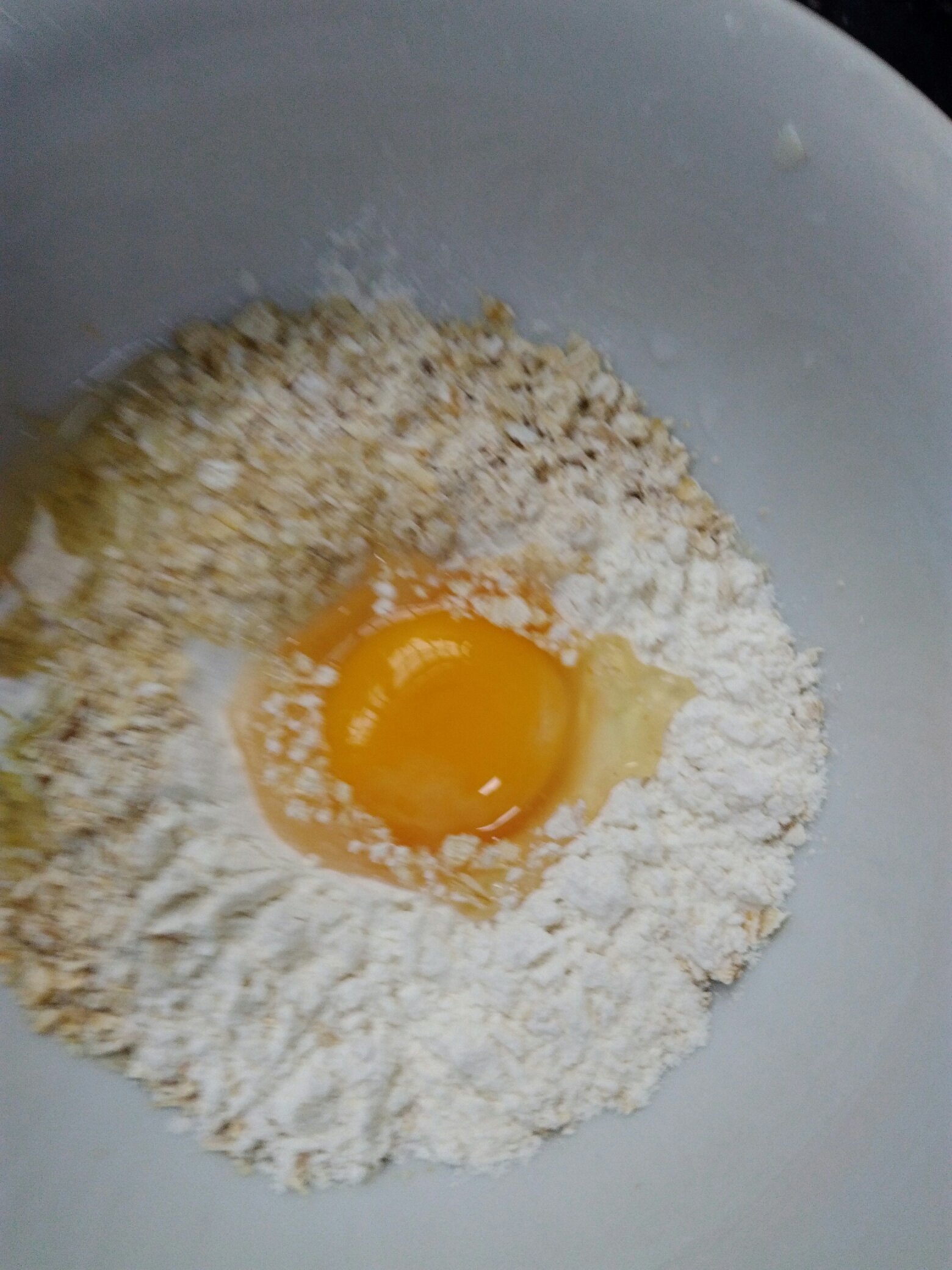 快手.雞蛋燕麥胡蘿蔔煎餅的做法 步骤1