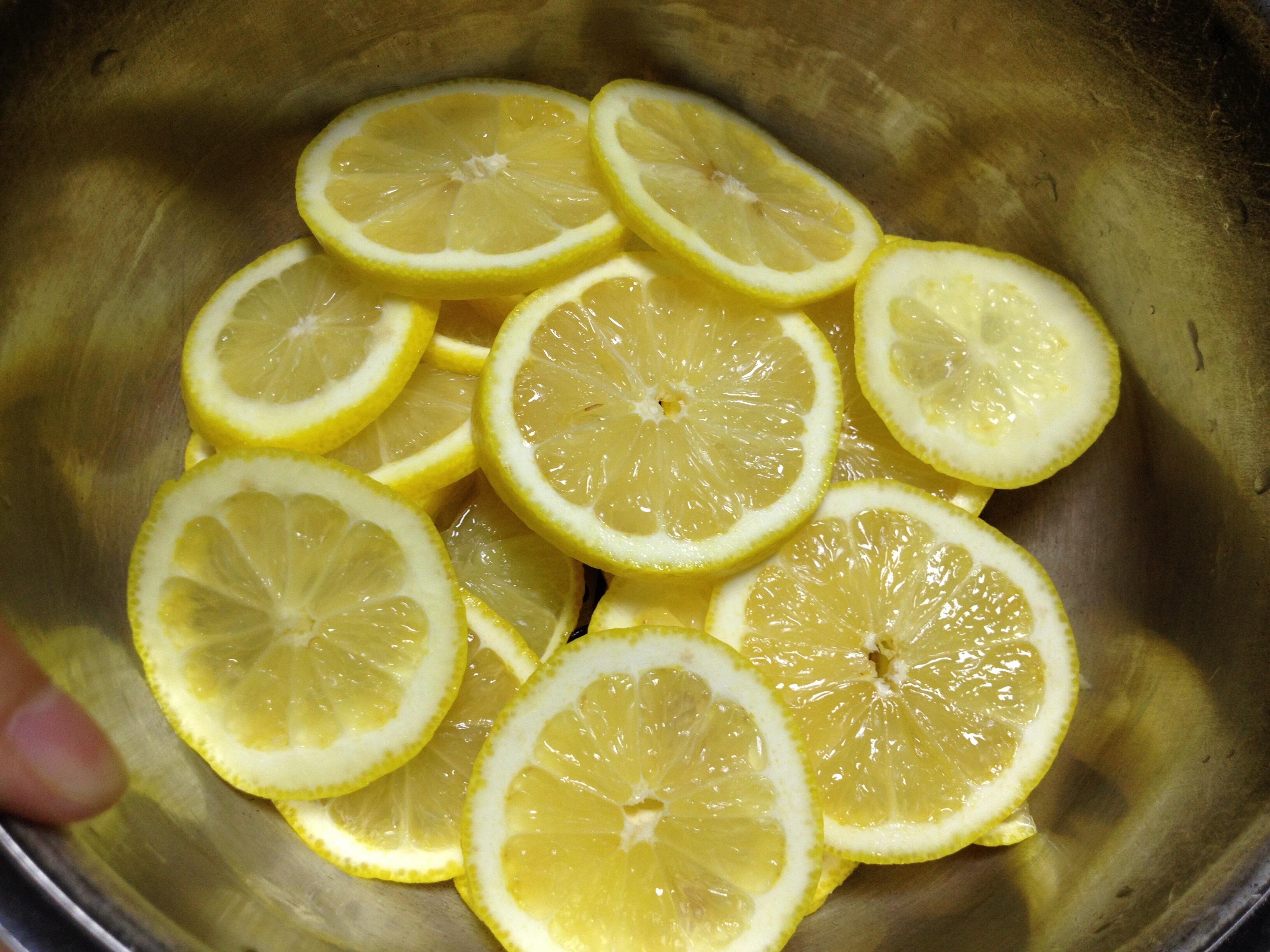 冰糖燉檸檬（電飯煲版）的做法 步骤1