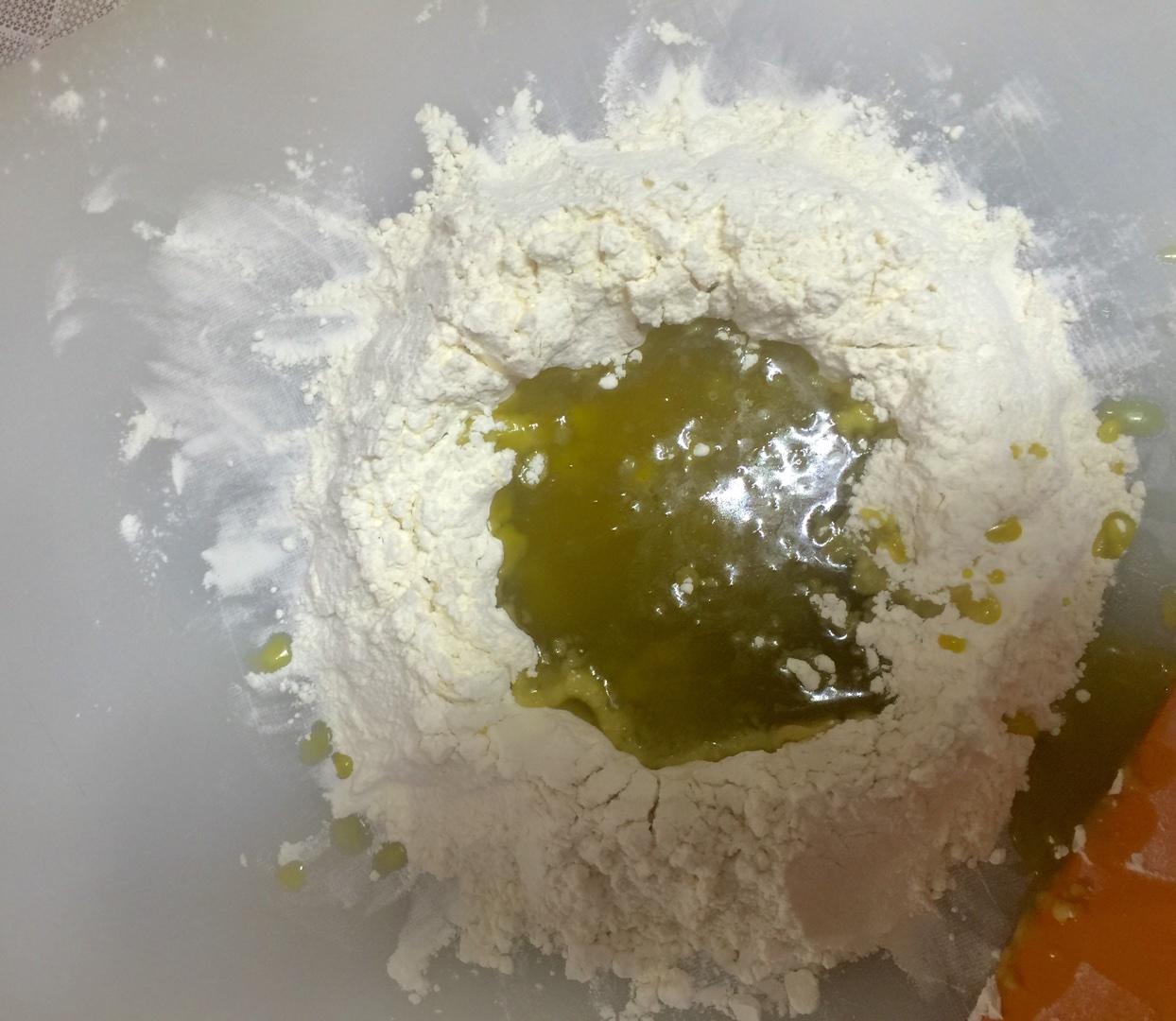 鹹蛋黃海苔肉鬆月餅（健康低脂配方）的做法 步骤2