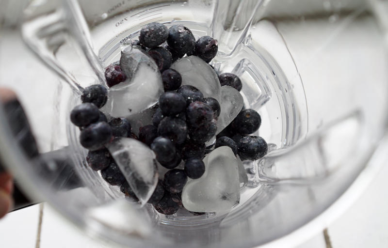 冷凍藍莓冰沙的做法 步骤1