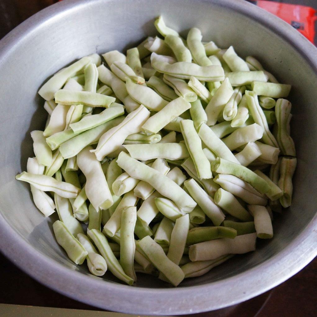 祕製扁豆燜面的做法 步骤1