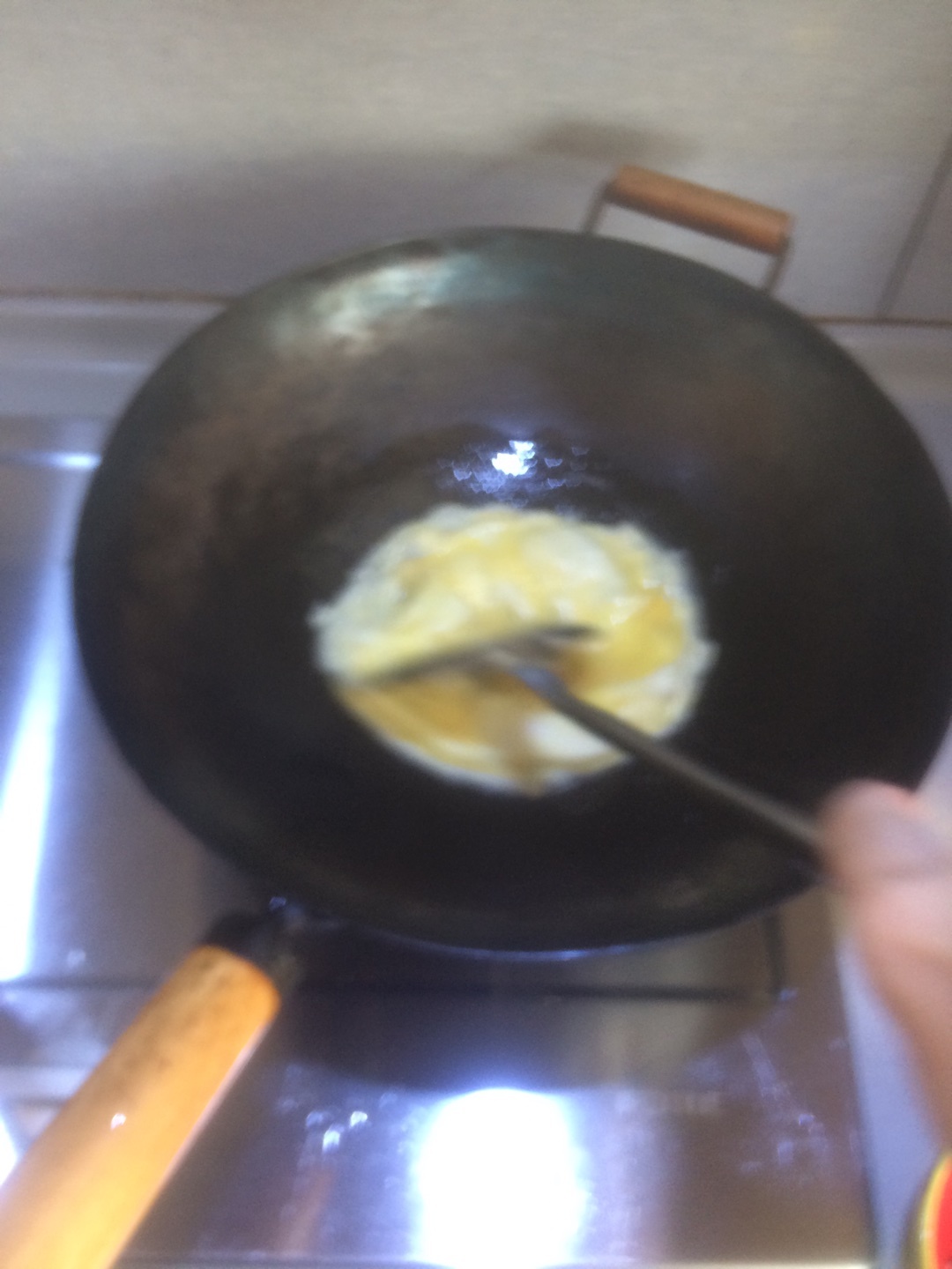 西紅柿雞蛋炒麪的做法 步骤3