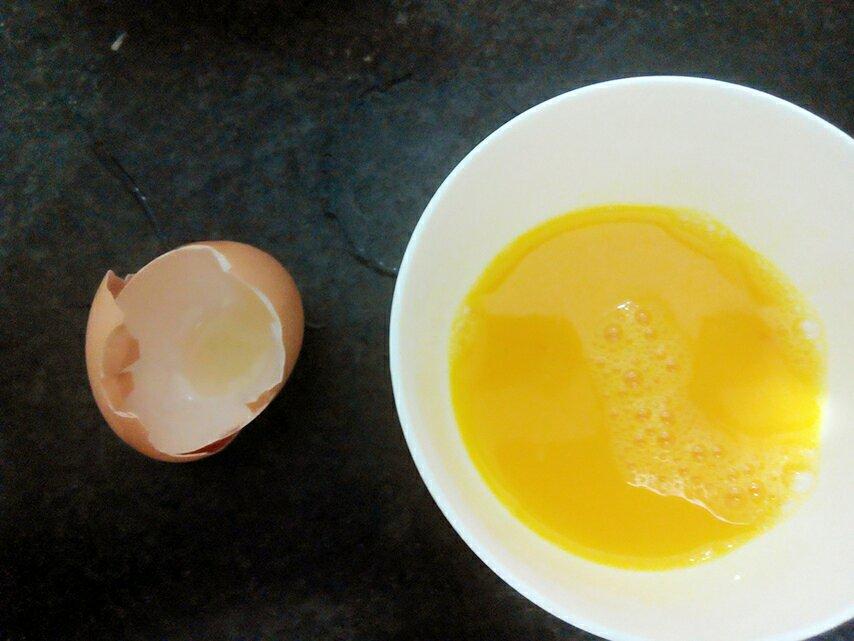 胡蘿蔔雞蛋湯麪的做法 步骤3