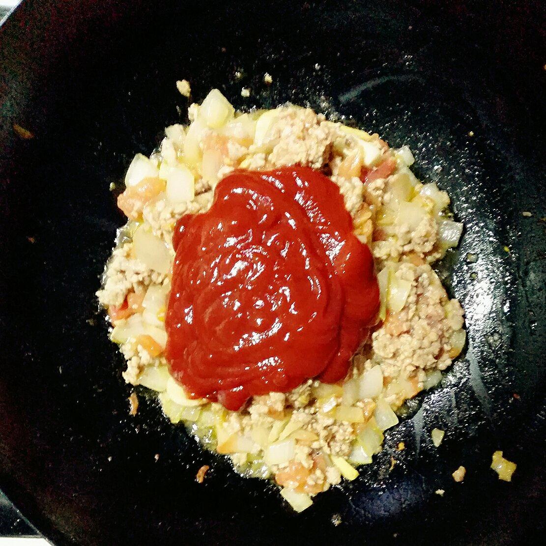 番茄肉醬意大利麪（圖解步驟）的做法 步骤10