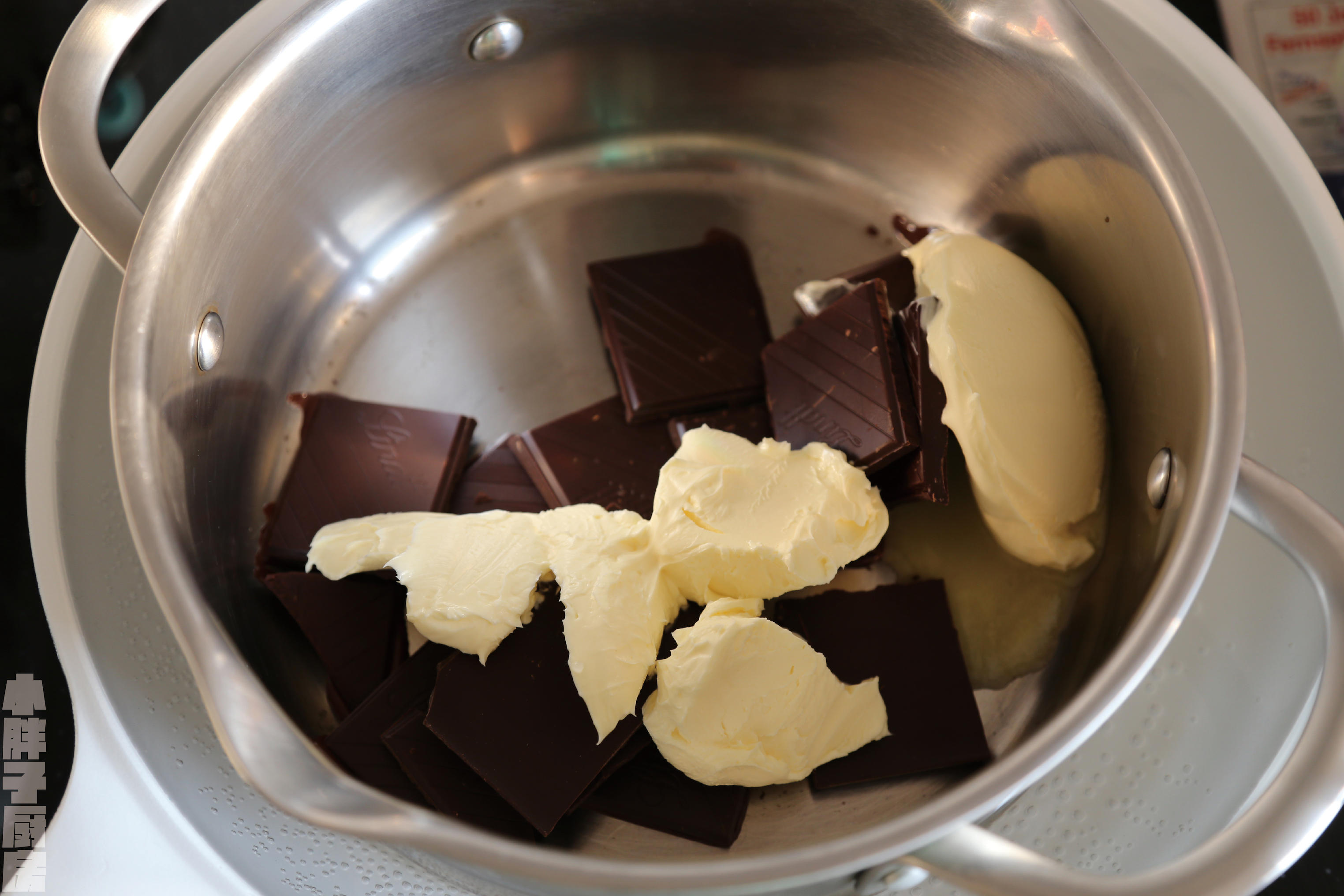 巧克力熔岩蛋糕（心太軟）的做法 步骤2