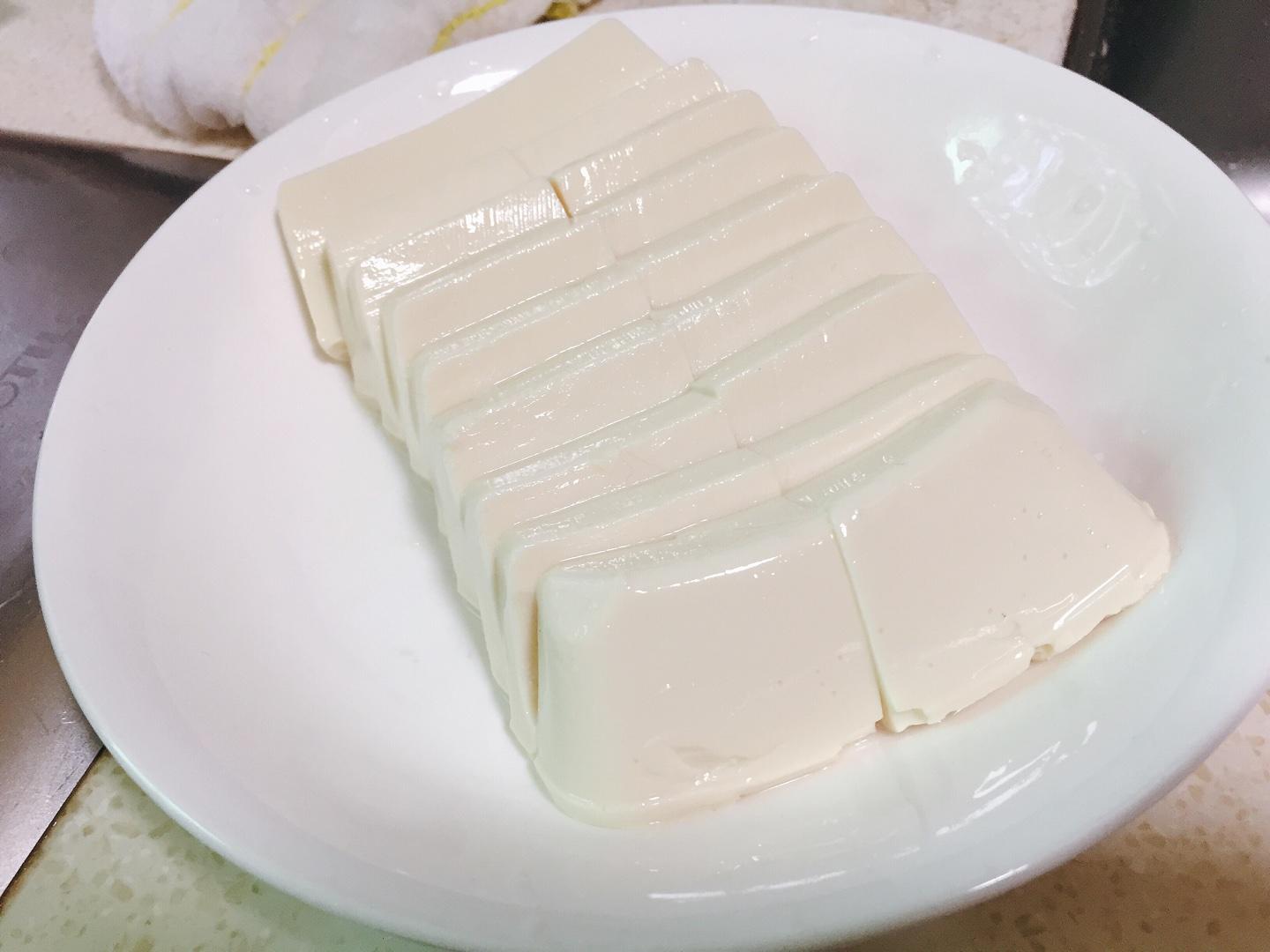 快手祕製蒸豆腐的做法 步骤2