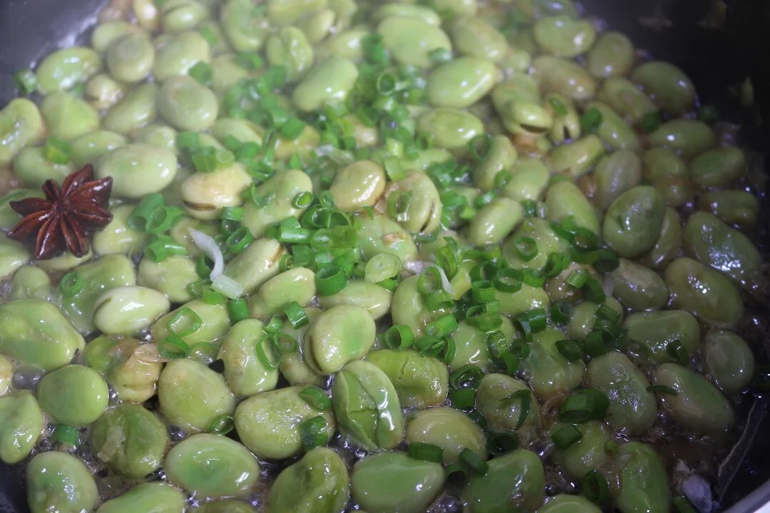 茴香蔥油蠶豆的做法 步骤6