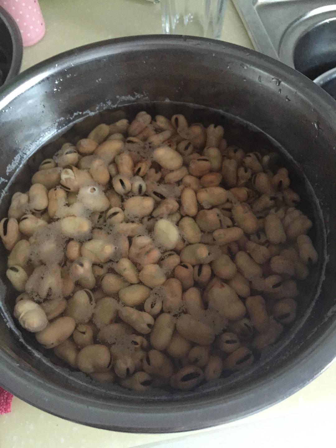 五香蠶豆的做法 步骤1