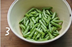 乾煸梅乾菜四季豆的做法 步骤3