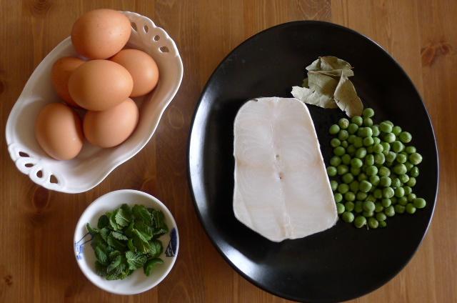 豌豆薄荷鱈魚煎蛋餅的做法 步骤1