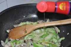 絲瓜燒鮮菇的做法 步骤9