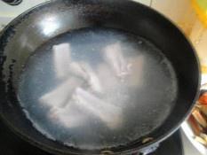 冬瓜排骨湯的做法 步骤1