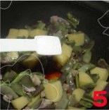 土豆豆角燜飯的做法 步骤8