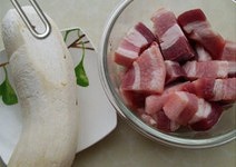 杏鮑菇燒肉的做法 步骤1