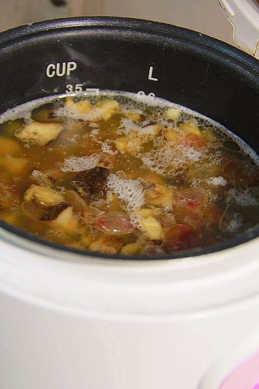 電飯鍋版香菇臘腸飯的做法 步骤7