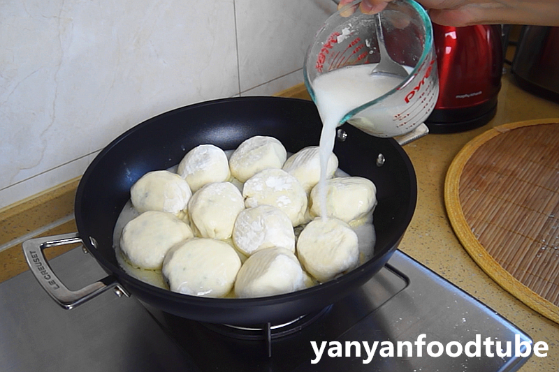 水煎包（韭菜）Fried Dumplings的做法 步骤10
