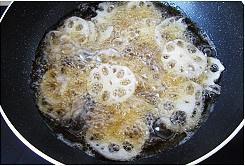 幹鍋香臘脆藕的做法 步骤7