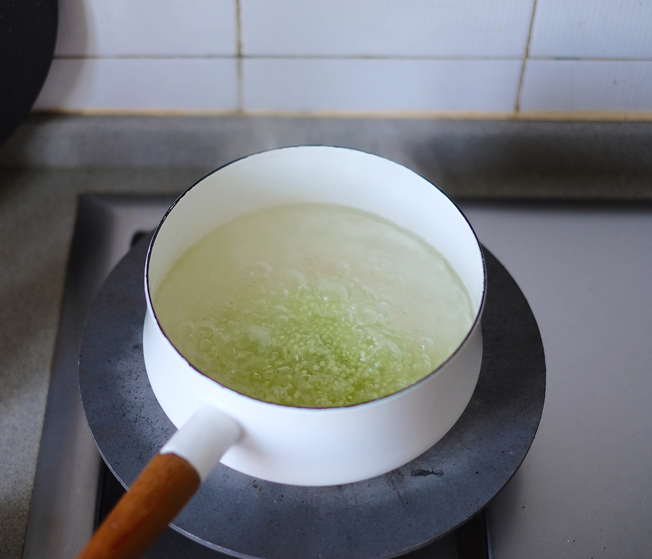 西瓜寒天西米汁的做法 步骤4