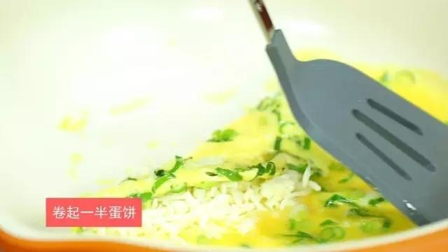 【微體兔菜譜】韓國芝士雞蛋卷的做法 步骤5