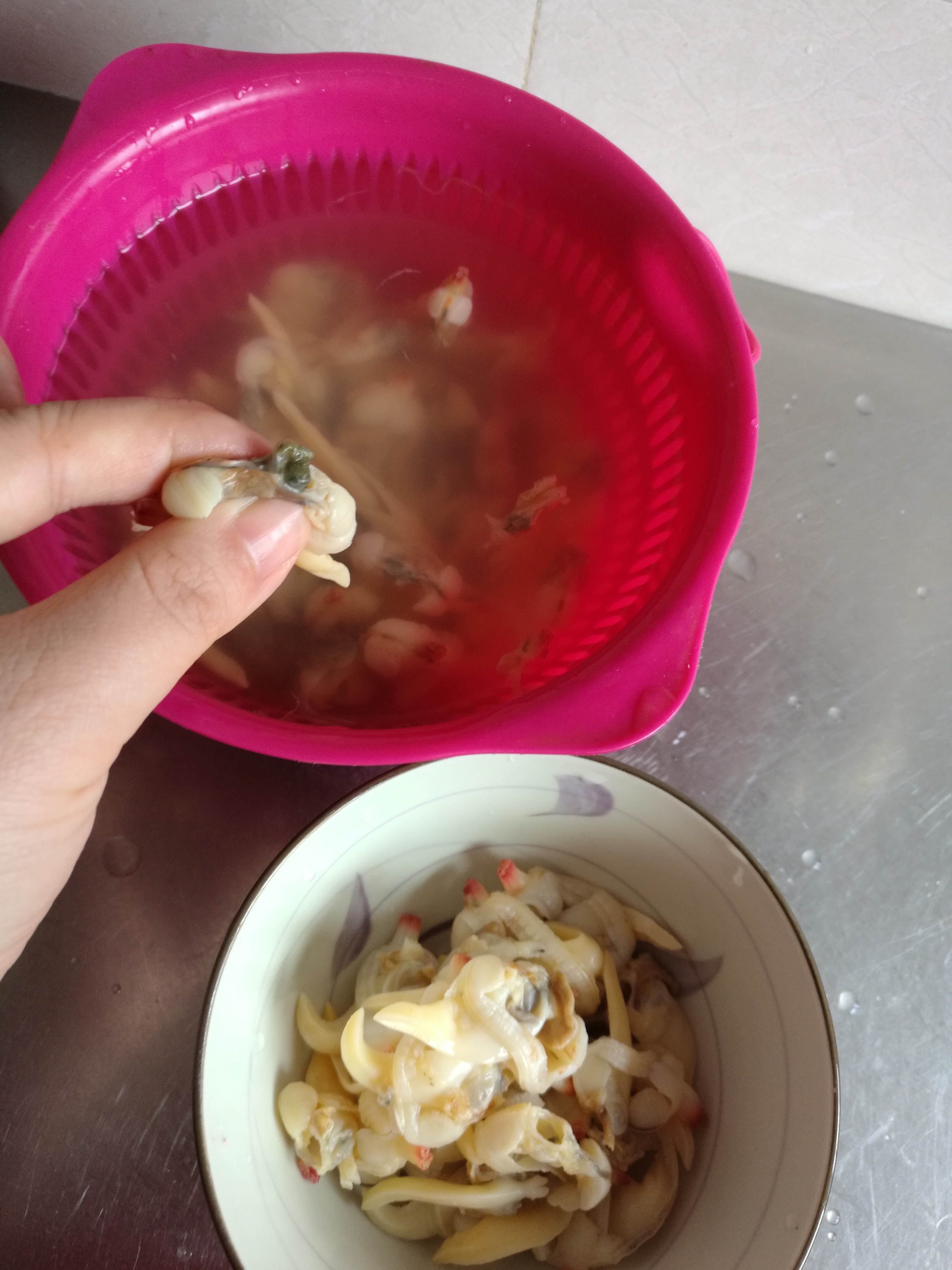 Fanboly下廚房：日式小菜醃蛤蜊的做法 步骤2